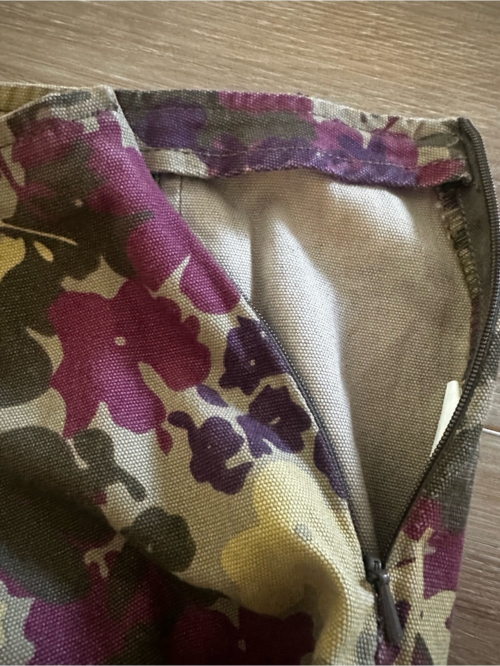 Calvin Klein Floral Denim Cargo Skirt 8 - Picture 5 of 5